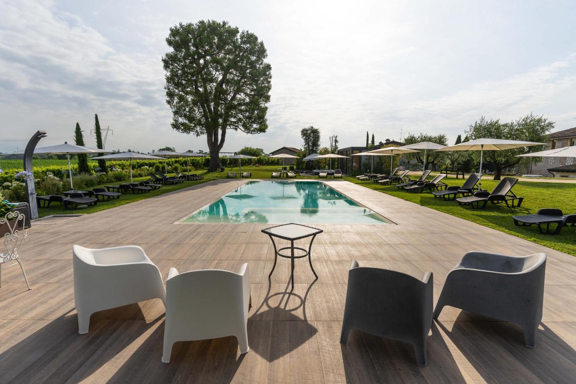 Agriturismo Colle Dei Pivi Ponti sul Mincio Eksteriør bilde