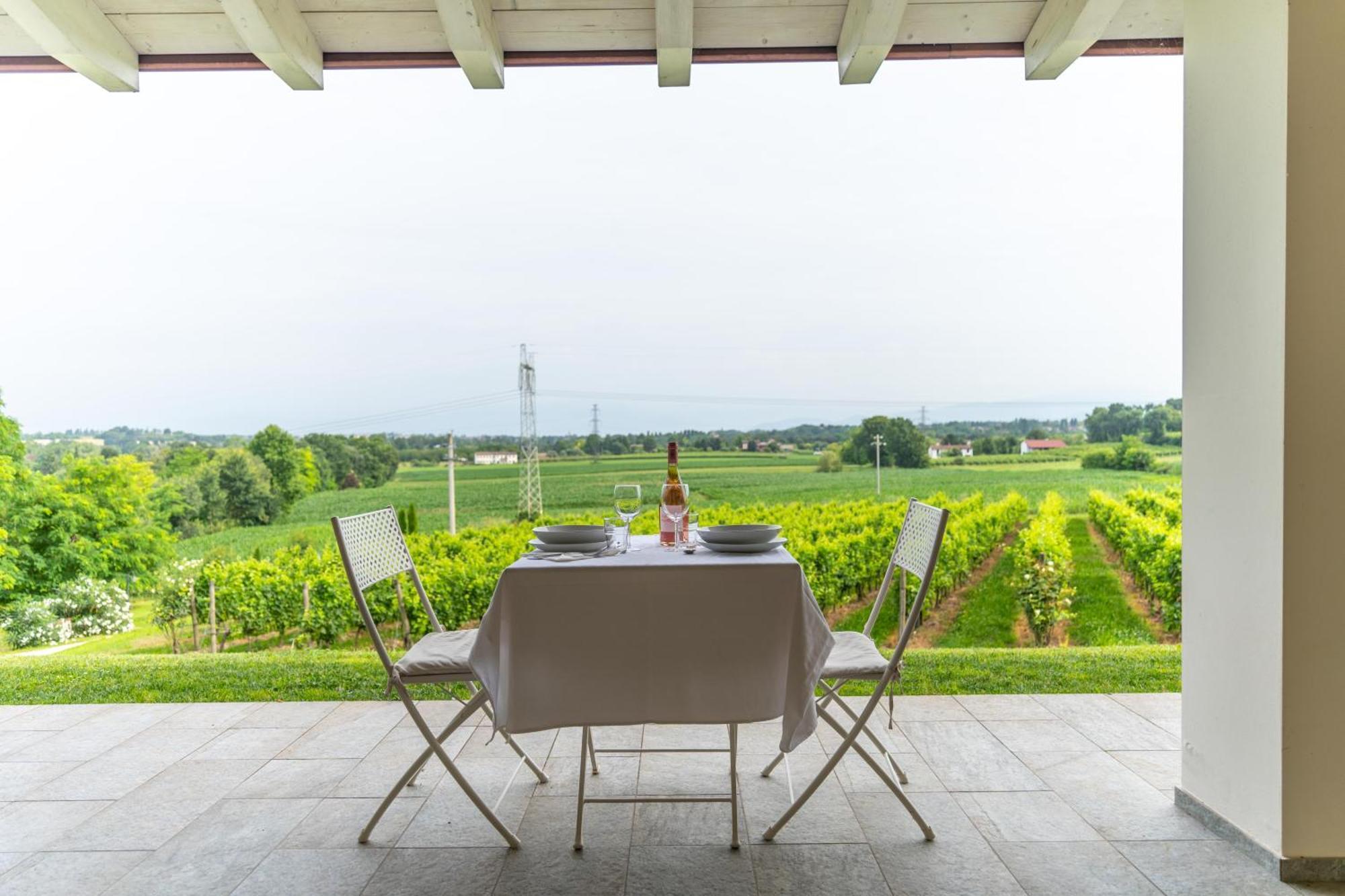 Agriturismo Colle Dei Pivi Ponti sul Mincio Eksteriør bilde