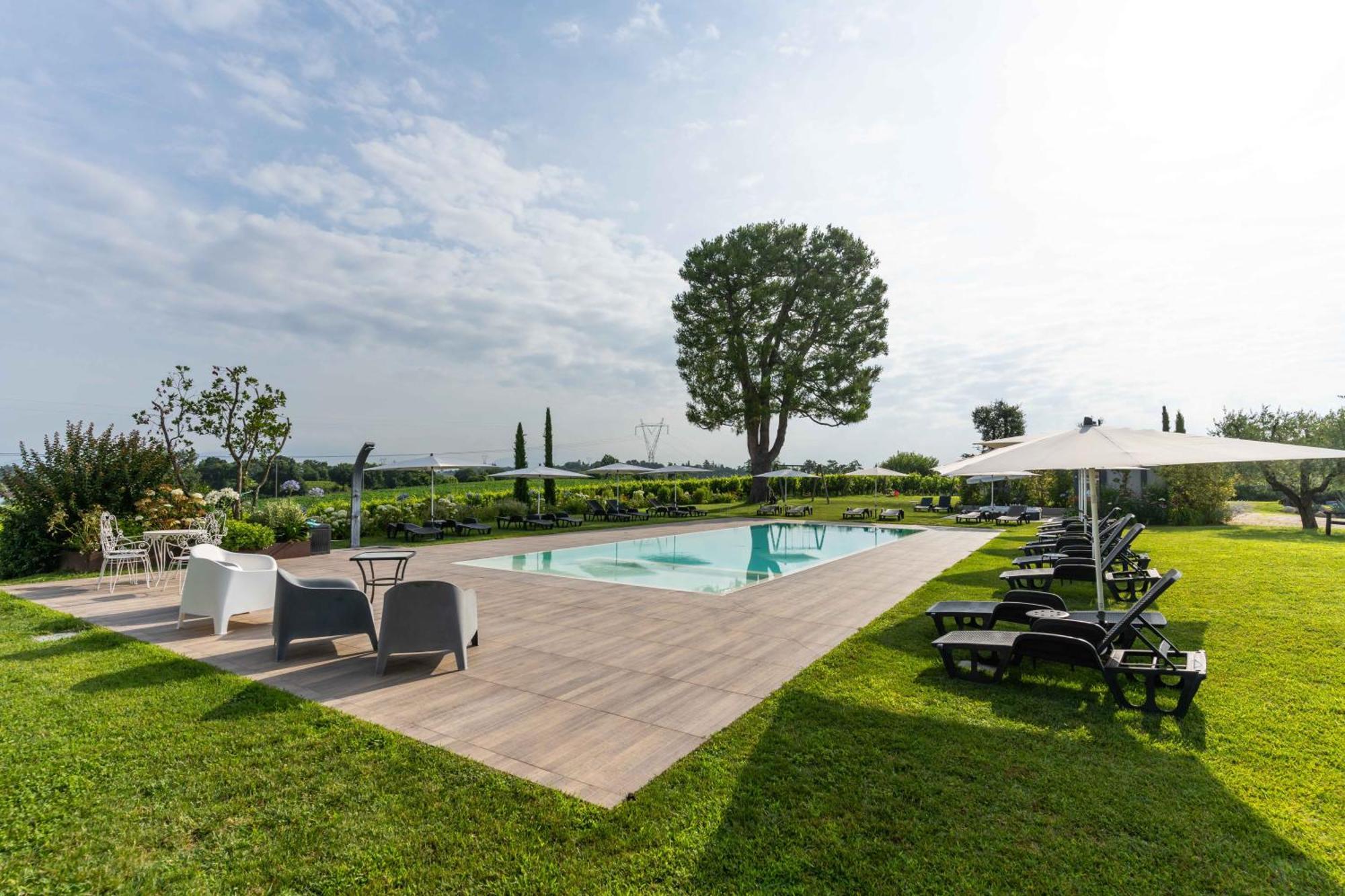 Agriturismo Colle Dei Pivi Ponti sul Mincio Eksteriør bilde