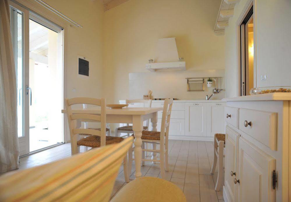Agriturismo Colle Dei Pivi Ponti sul Mincio Eksteriør bilde